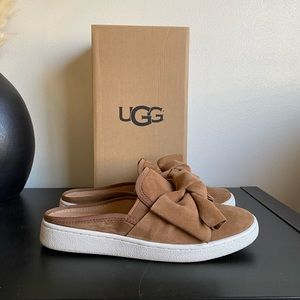 NIB UGG Luci Bow Slip on Mule Suede Sneakers Chestnut size 37.5